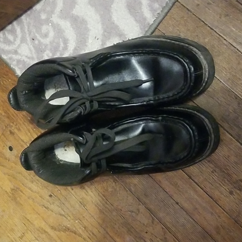 Lugz - Picture 3 of 4